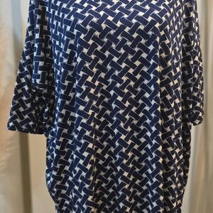 Navy and White Geometric Pattern Top